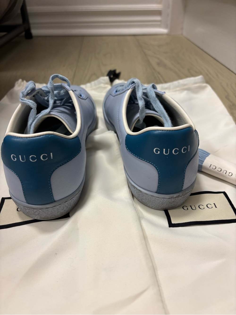 Gucci Pastel Blue Leather Low-Top Sneakers with Teal Heel